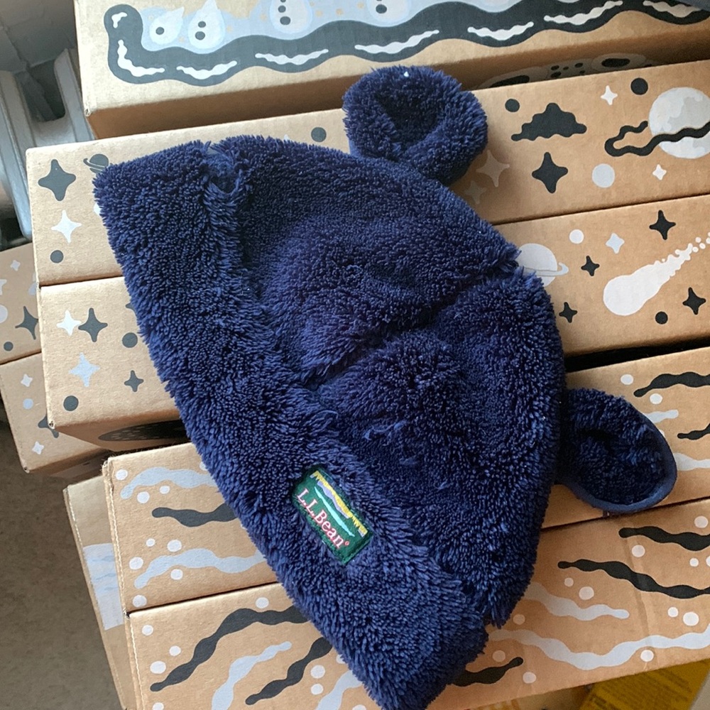Toddlers LL bean hi pile hat